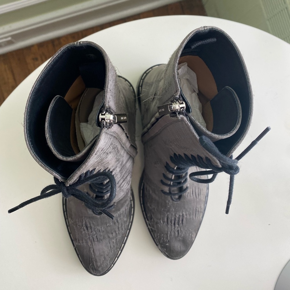 The Row Fara Boot - Picture 10 of 11